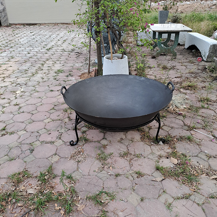 chảo gang đốt lửa trại và chân kiểu mới chắc bền