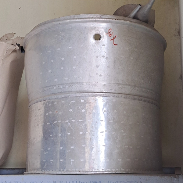 thủy thượng nấu rượu